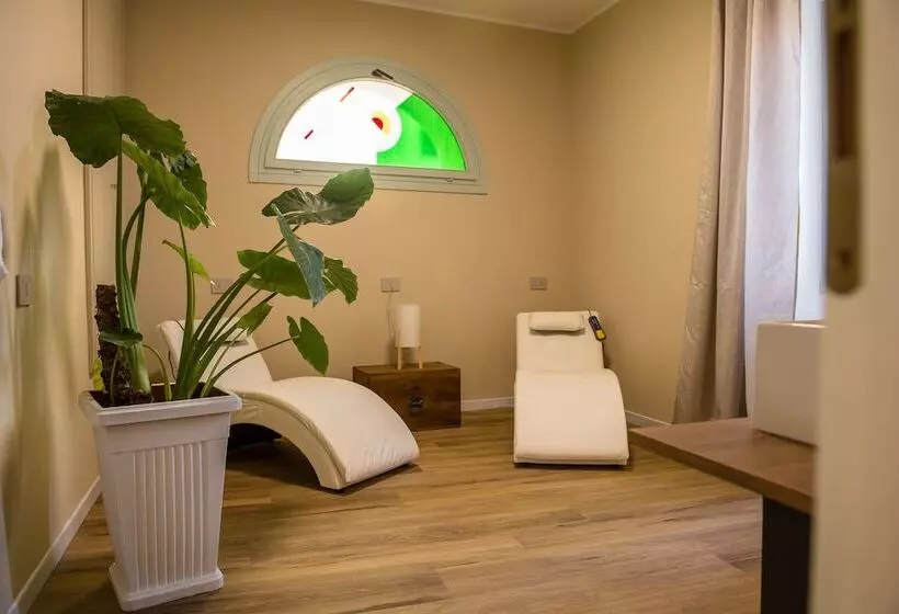 レジデンス Villa Antica Colonia