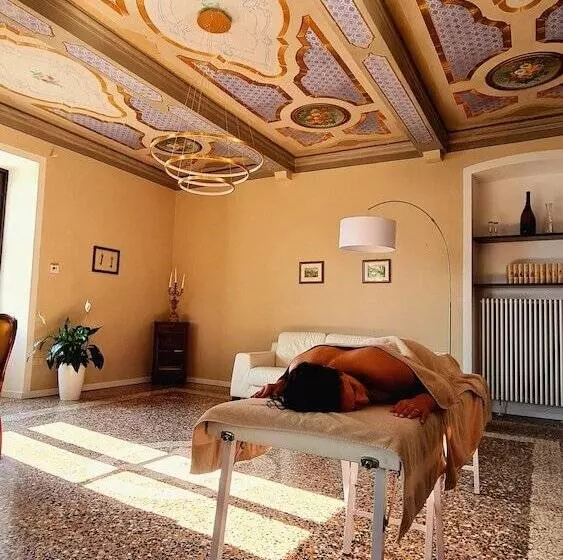 レジデンス Villa Antica Colonia