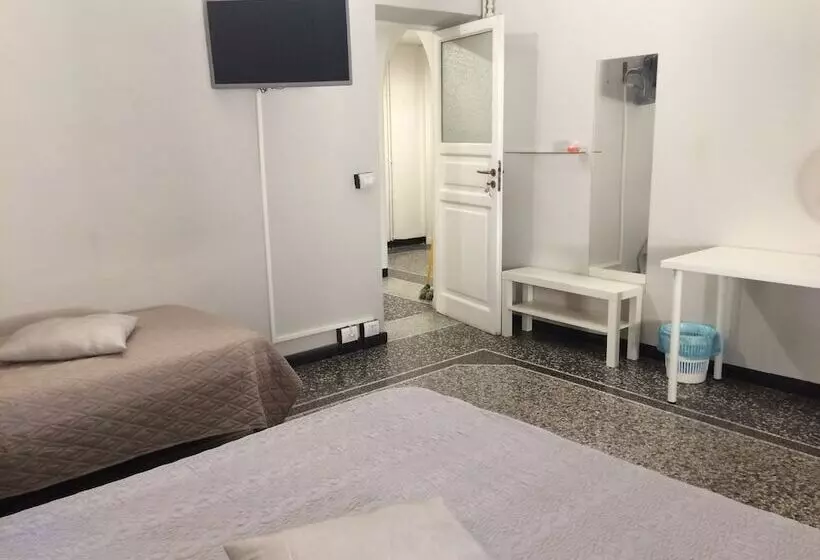 تختخواب و صبحانه Le Stanze Della Lanterna