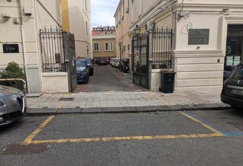 여관 Cineapollo  Ogni Camera Un Film!