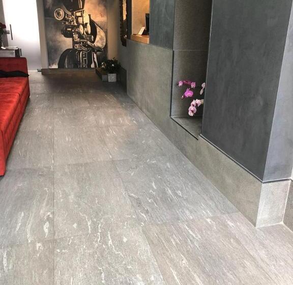 여관 Cineapollo  Ogni Camera Un Film!