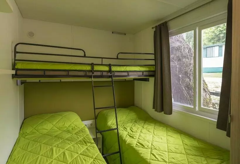 Hotelli Sereno Camping Holiday