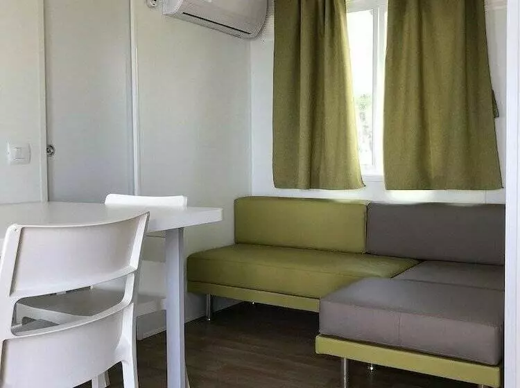 Hotelli Sereno Camping Holiday