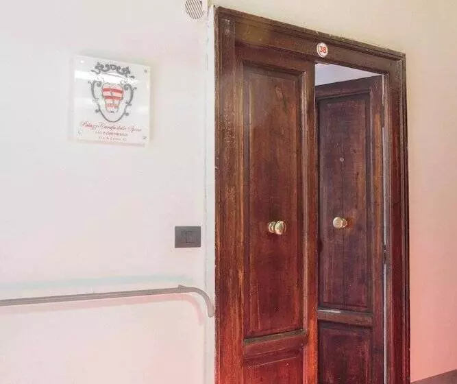 Palazzo Carafa Della Spina   Charme