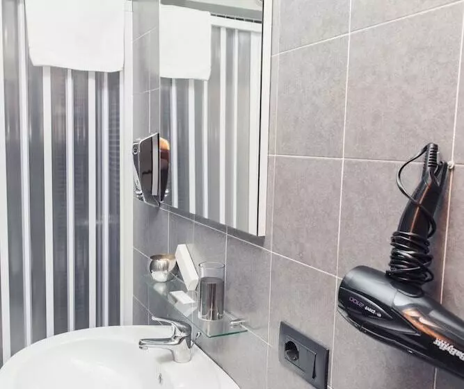 Palazzo Carafa Della Spina   Charme