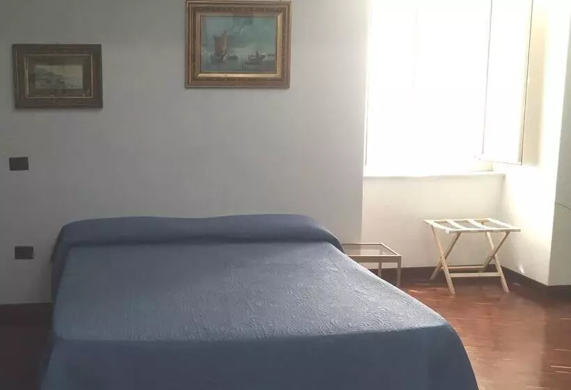 Palazzo Carafa Della Spina   Charme