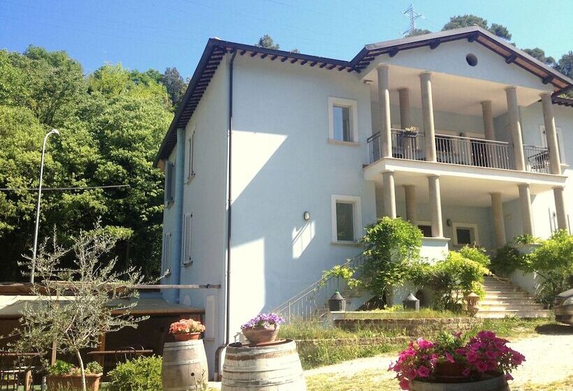 پانسیون Oasi La Cascata