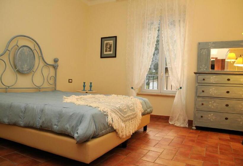 پانسیون Oasi La Cascata