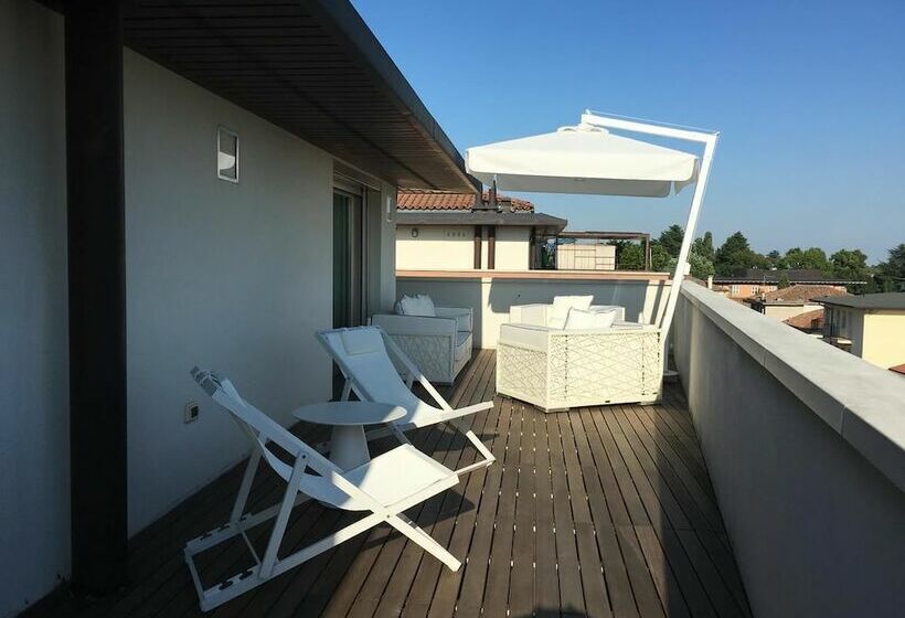 Pensjonat Skyloft Rooms