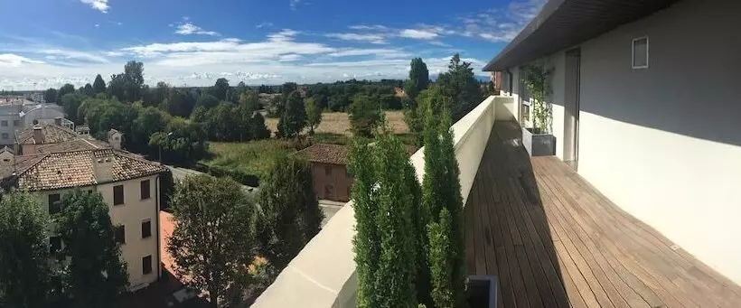 Majatalo Skyloft Rooms