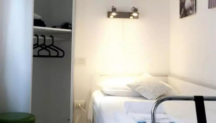 تختخواب و صبحانه Fws Forum Wellness Station