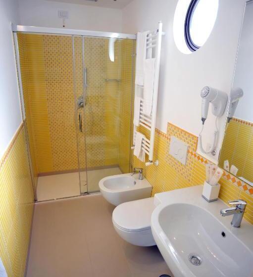 تختخواب و صبحانه Villa Paradise Resort