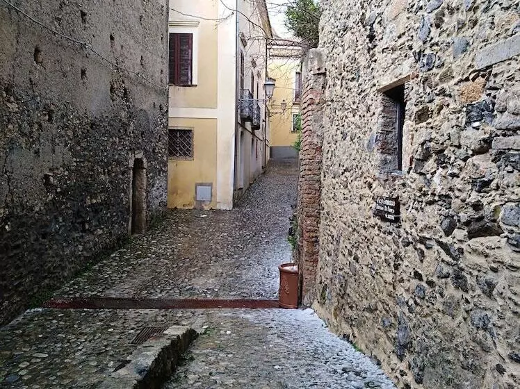 Hostelli Residenza D Epoca Borgodifiume