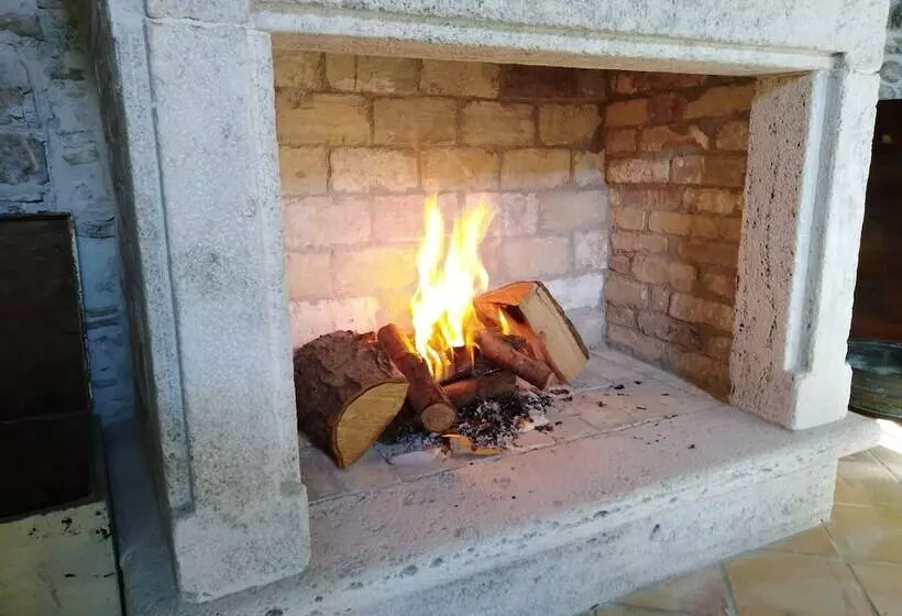 Hostelli Residenza D Epoca Borgodifiume