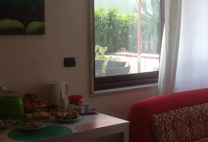 تختخواب و صبحانه Isabel