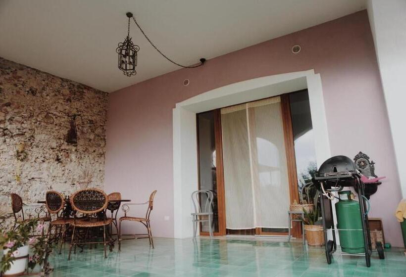 住宿加早餐 Villa Alemi