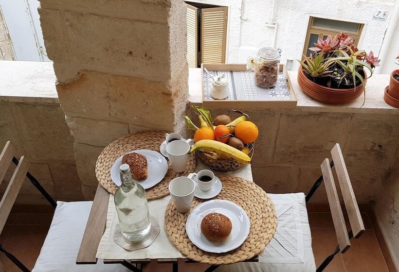 پانسیون Sea And Tradition B&b