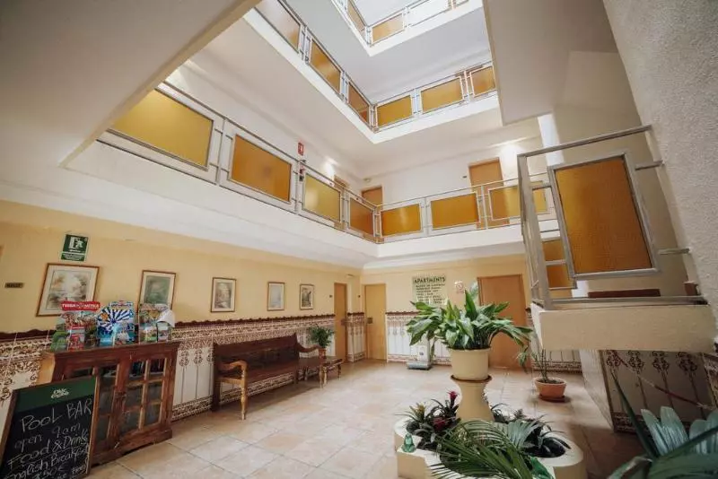 Apartamentos Palm Court