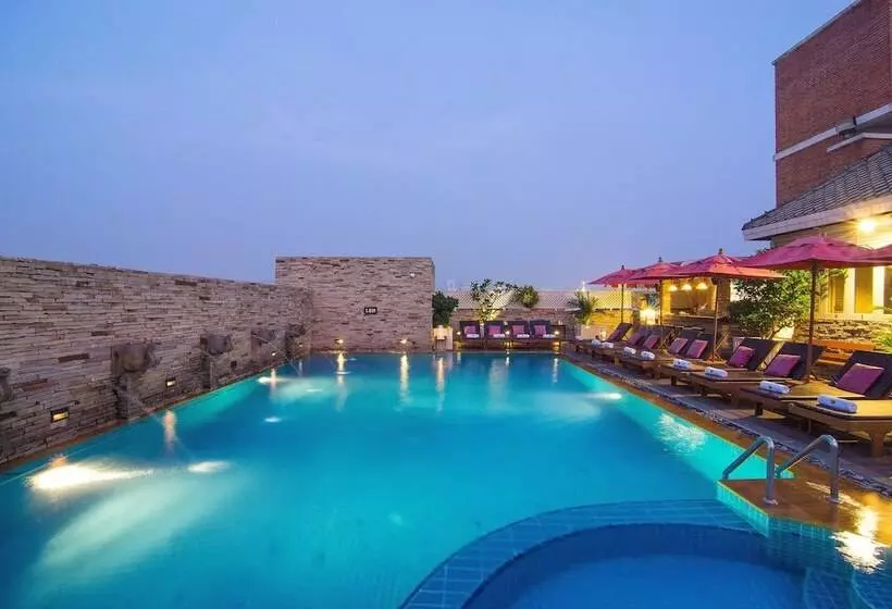 Отель Buddy Lodge, Khaosan Road