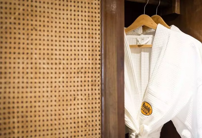 Отель Buddy Lodge, Khaosan Road