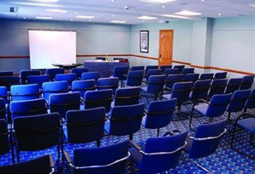 هتل Carrington House