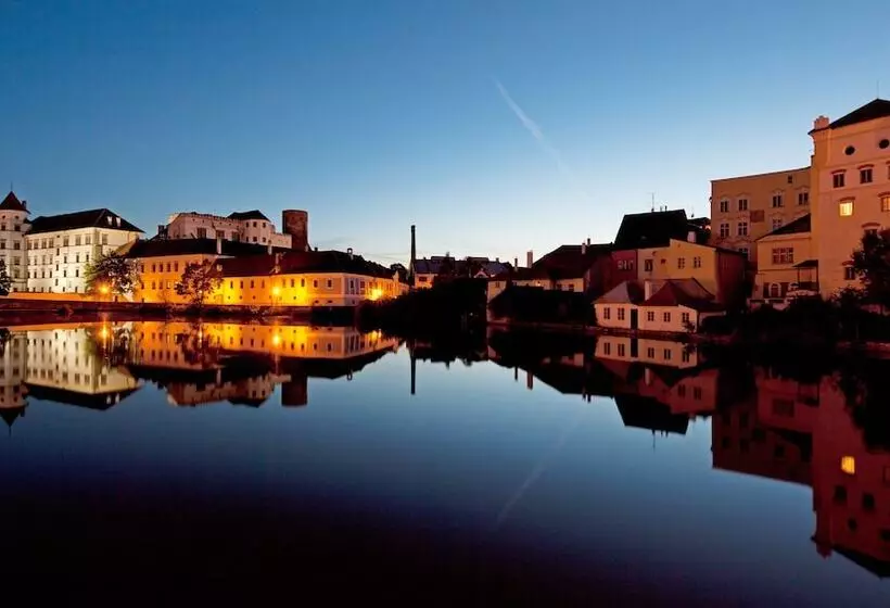 ホテル Concertino Zlata Husa