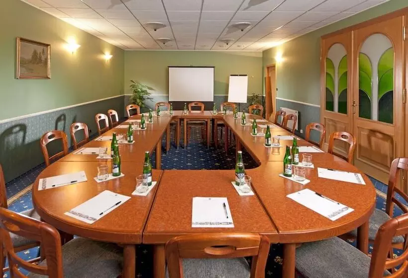 ホテル Concertino Zlata Husa