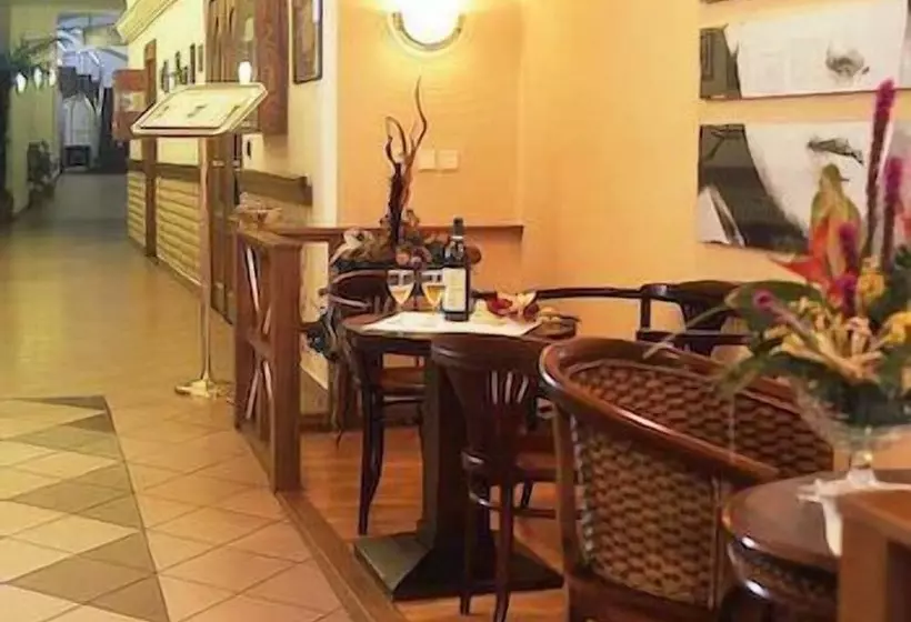 ホテル Concertino Zlata Husa