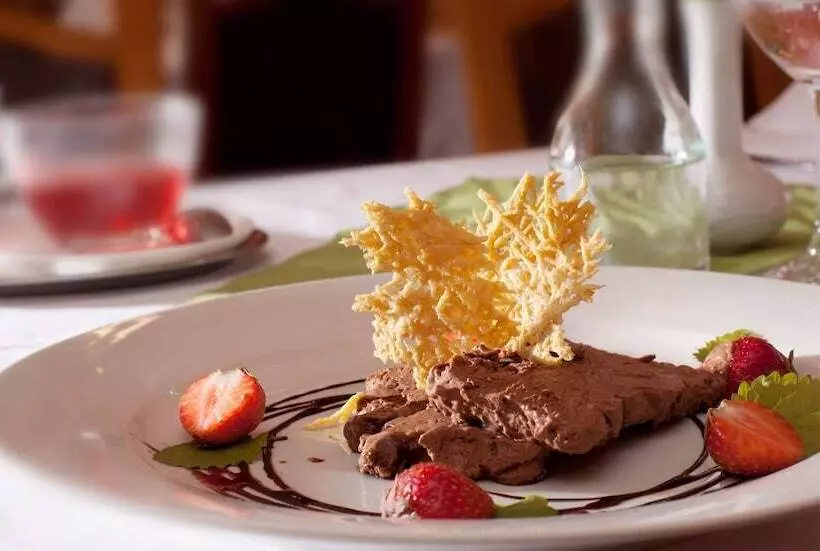 ホテル Concertino Zlata Husa