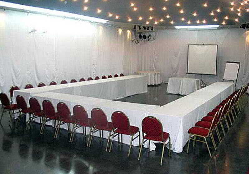 هتل Cristal Palace