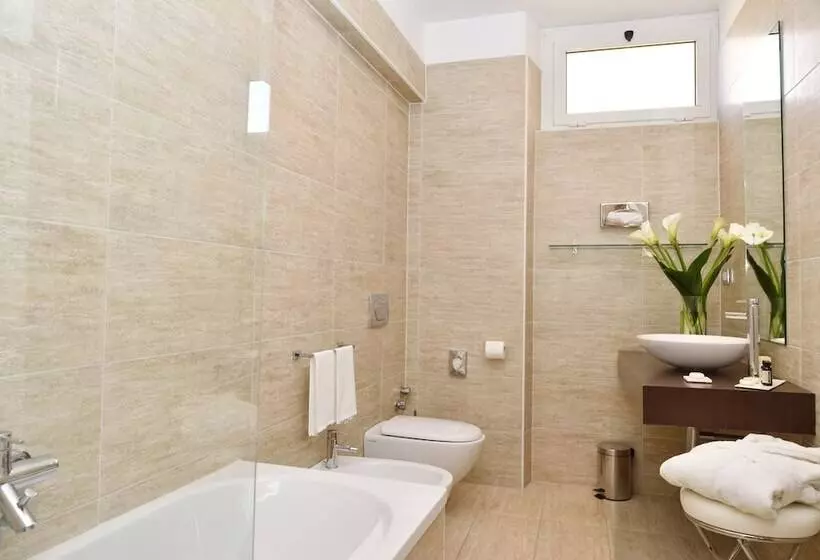 Отель Firenze E Continentale