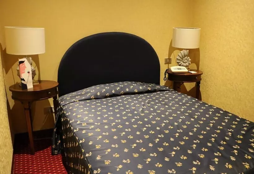 Отель Firenze E Continentale