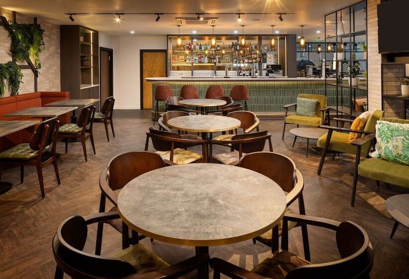 בית מלון כפרי Four Points By Sheraton Edinburgh