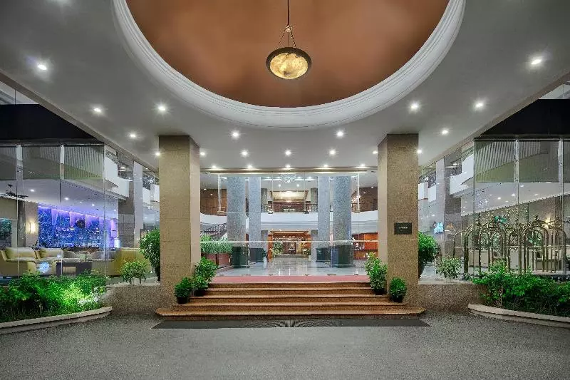 ホテル Halong Plaza