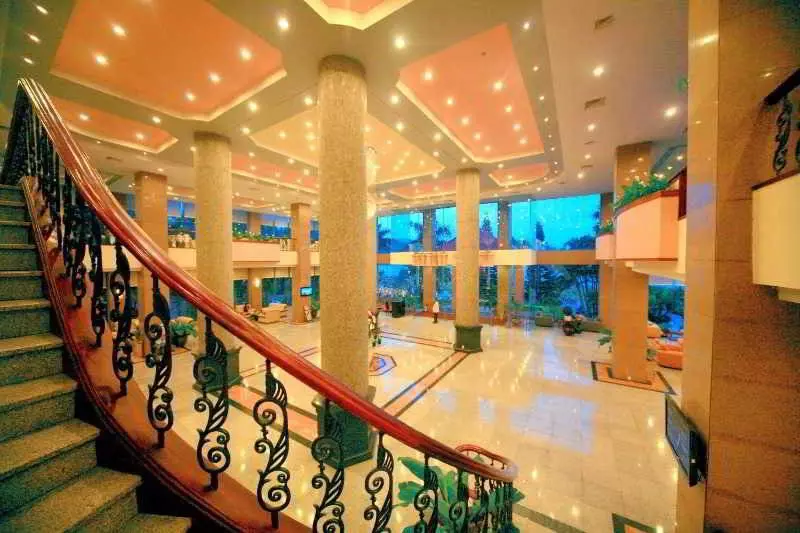 ホテル Halong Plaza