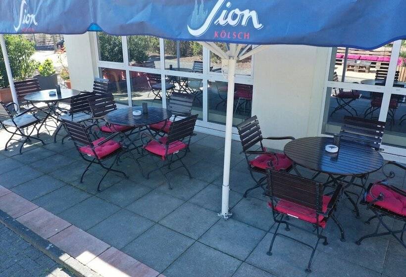 Ibis Hotel Köln Airport