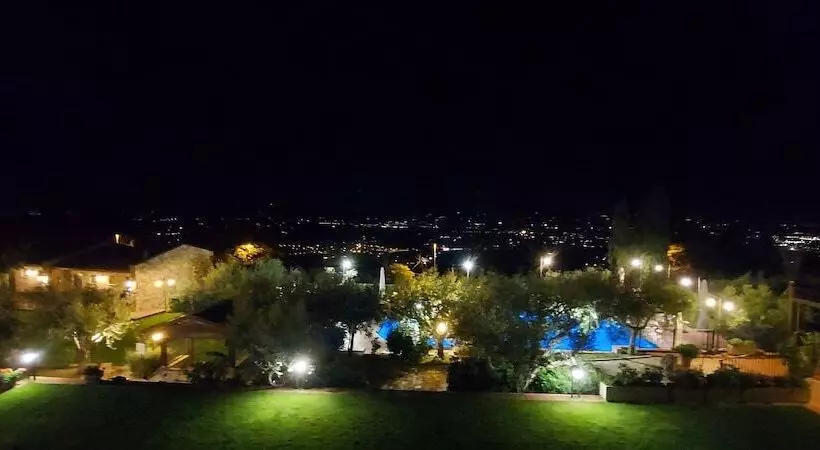 Отель La Terrazza Restaurant & Spa