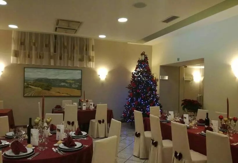 Отель La Terrazza Restaurant & Spa