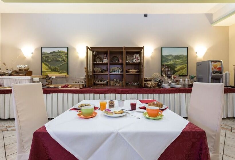 Отель La Terrazza Restaurant & Spa