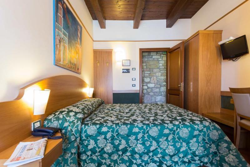 Отель La Terrazza Restaurant & Spa