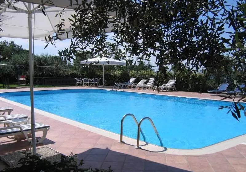 Отель La Terrazza Restaurant & Spa