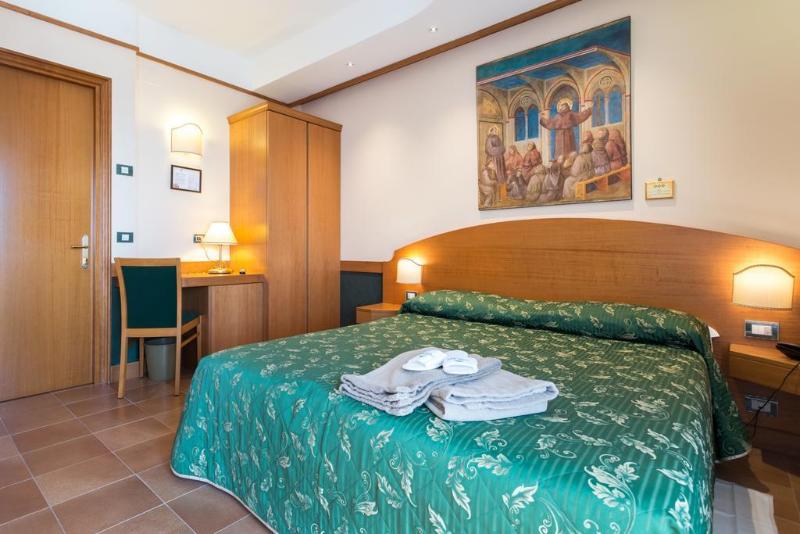 Отель La Terrazza Restaurant & Spa