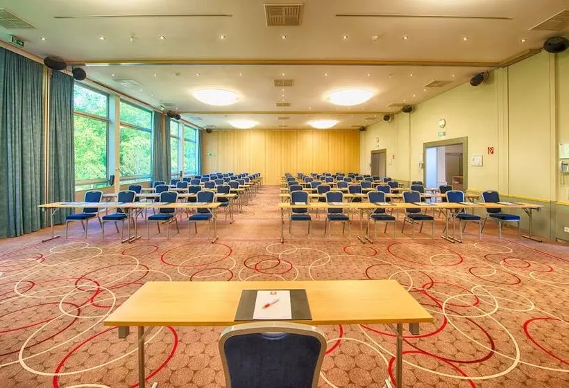 Leonardo Royal Hotel Köln Am Stadtwald