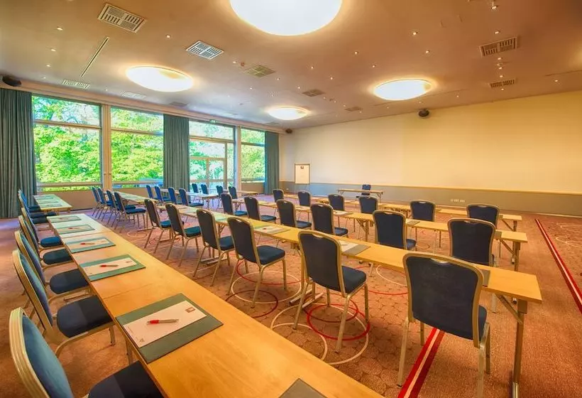 Leonardo Royal Hotel Köln Am Stadtwald