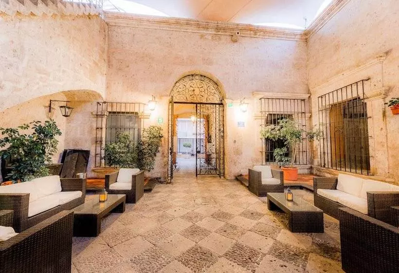 酒店 Los Tambos Colonial