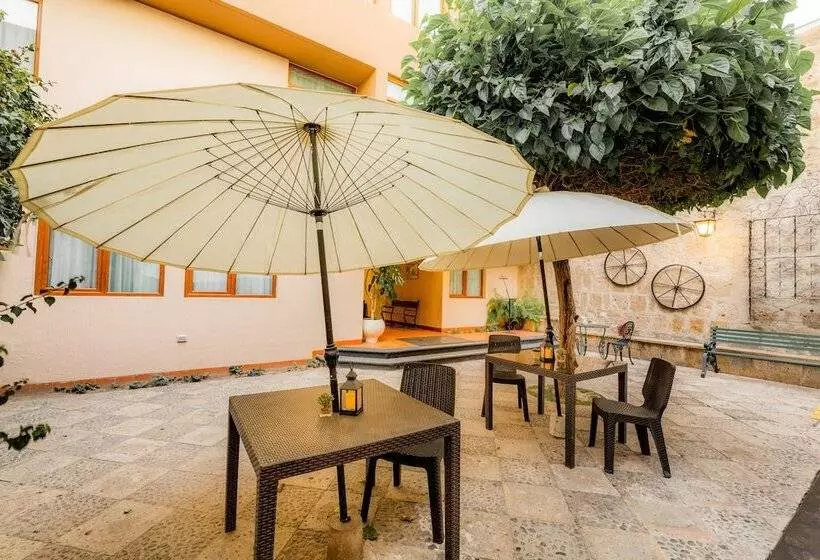 酒店 Los Tambos Colonial