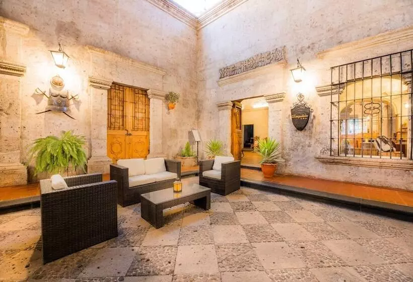 酒店 Los Tambos Colonial