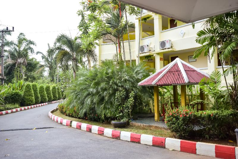 בית מלון כפרי Mw Krabi Beach Resort   Ao Nang   Sha Extra Plus