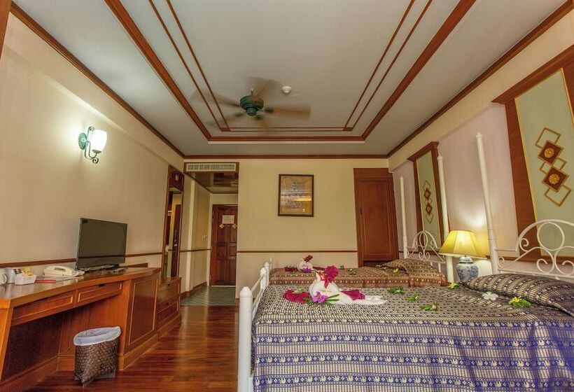 בית מלון כפרי Mw Krabi Beach Resort   Ao Nang   Sha Extra Plus