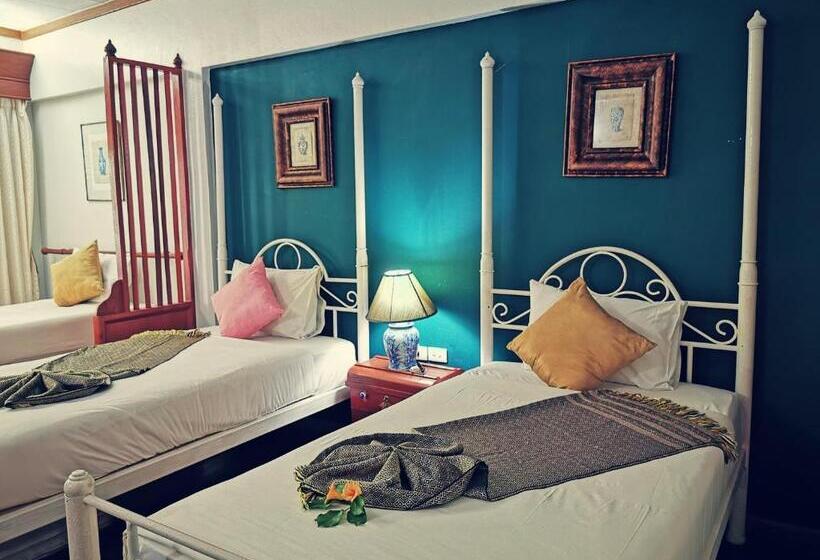 בית מלון כפרי Mw Krabi Beach Resort   Ao Nang   Sha Extra Plus